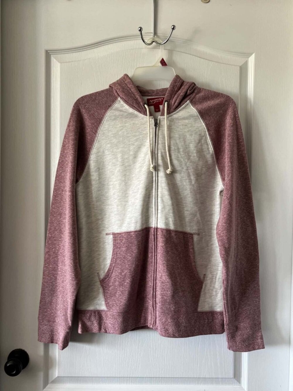Arizona Jean Co. Laredo Red Oatmeal Raglan Style Hoodie Women's size Large